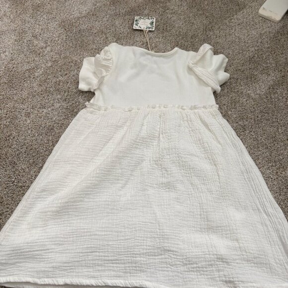 White Ivory Summer Dress Girls NWT Size 6 Chelsea & Violet - Picture 8 of 8